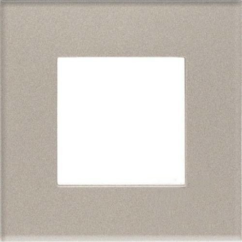 Рамка универсальная ABB Niessen Zenit 1-м. 2 мод. N2271 CH стекло брызги шампанского фото Рамка универсальная ABB Niessen Zenit 1-м. 2 мод. N2271 CH стекло брызги шампанского картинка